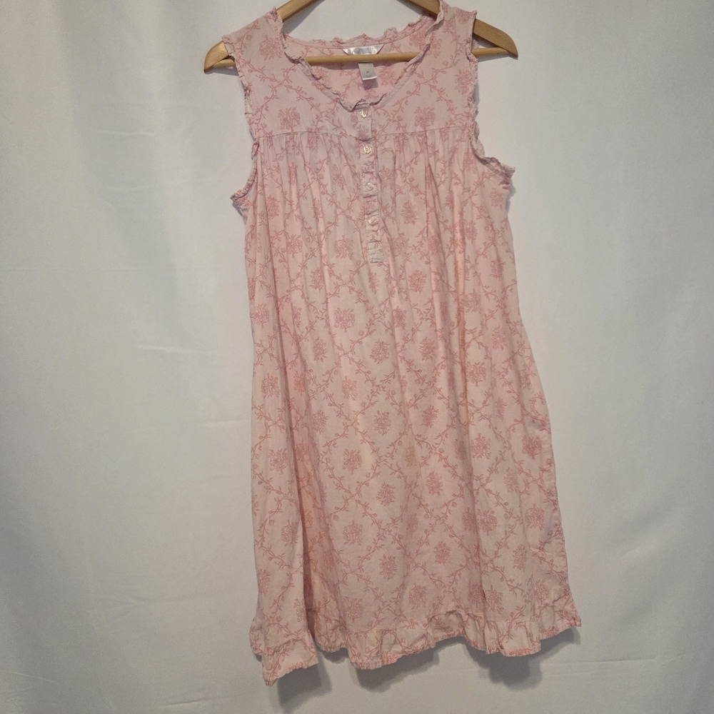 Adonna Sleeveless Pale Pink Nightgown with Delicate Vine And Floral Pattern